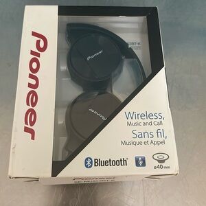 Brand new headphones